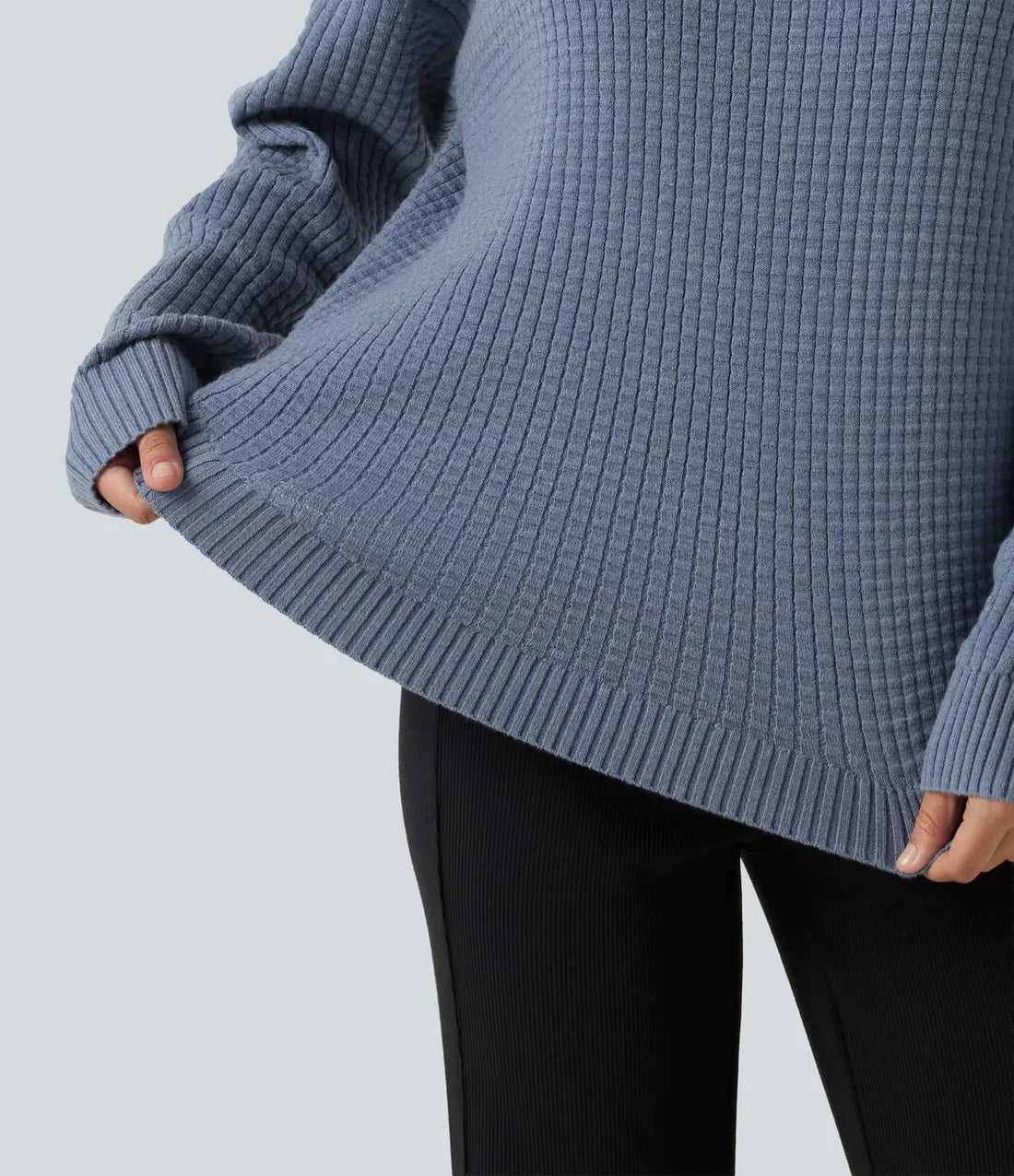 AVENDROO Origin — Curved-Hem Sweater