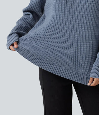 AVENDROO Origin — Curved-Hem Sweater